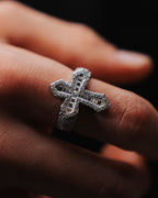 Avenor Cross Baguette Ring